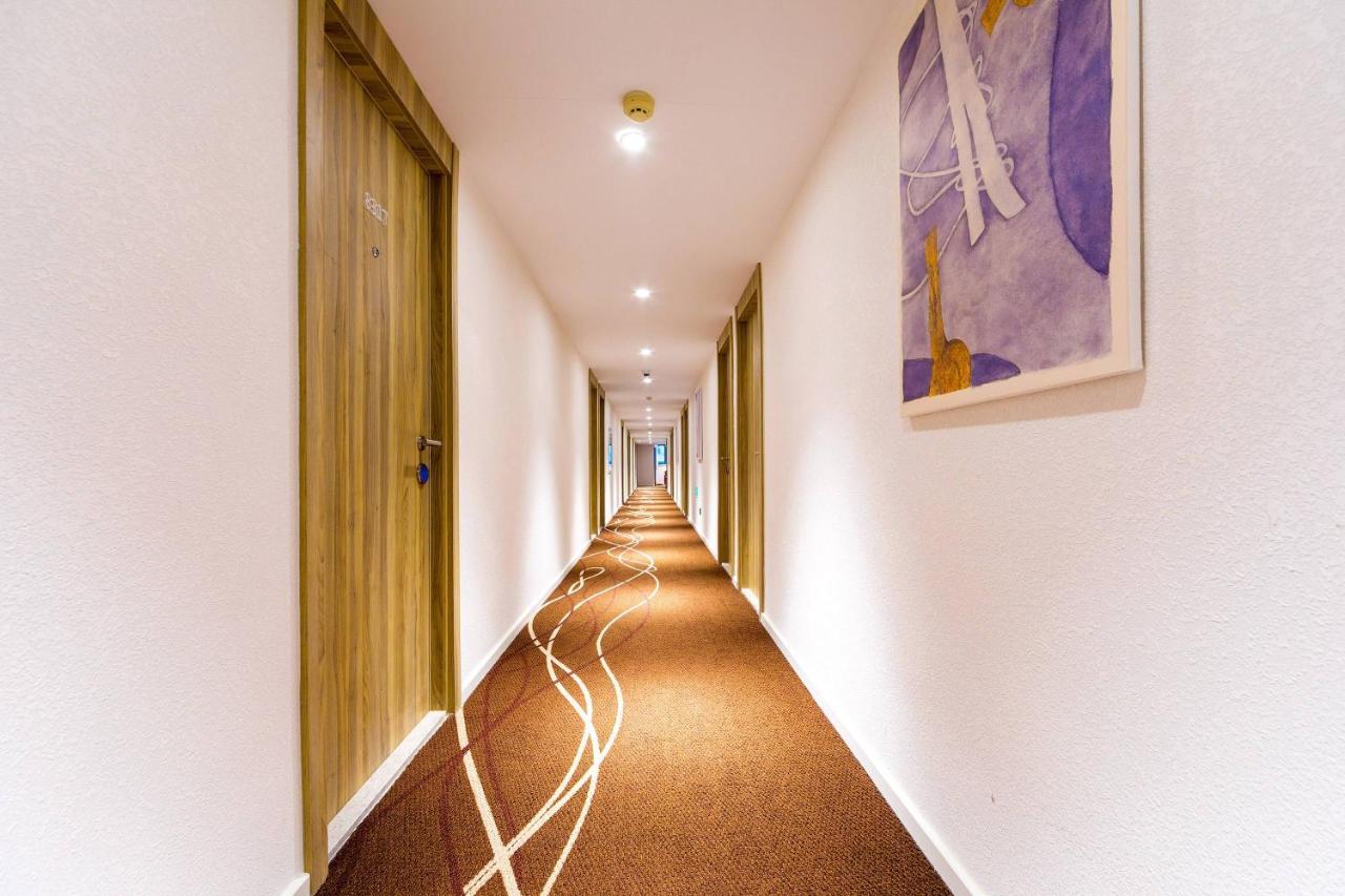 Hanting Hotel Shanghai North Bund Hailun Road Екстериор снимка