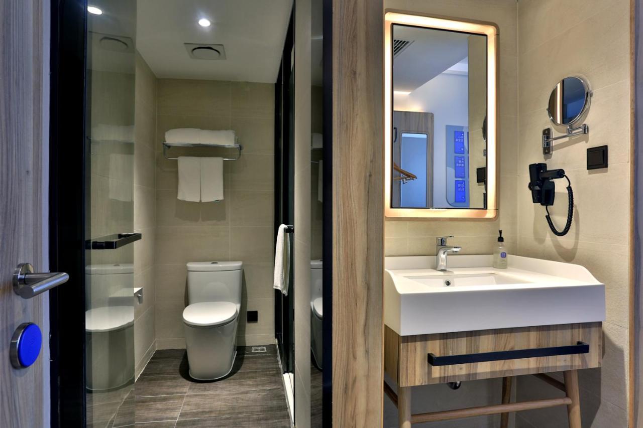 Hanting Hotel Shanghai North Bund Hailun Road Екстериор снимка